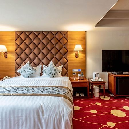 טאיפיי Chyuan Du Spring Resort מראה חיצוני תמונה