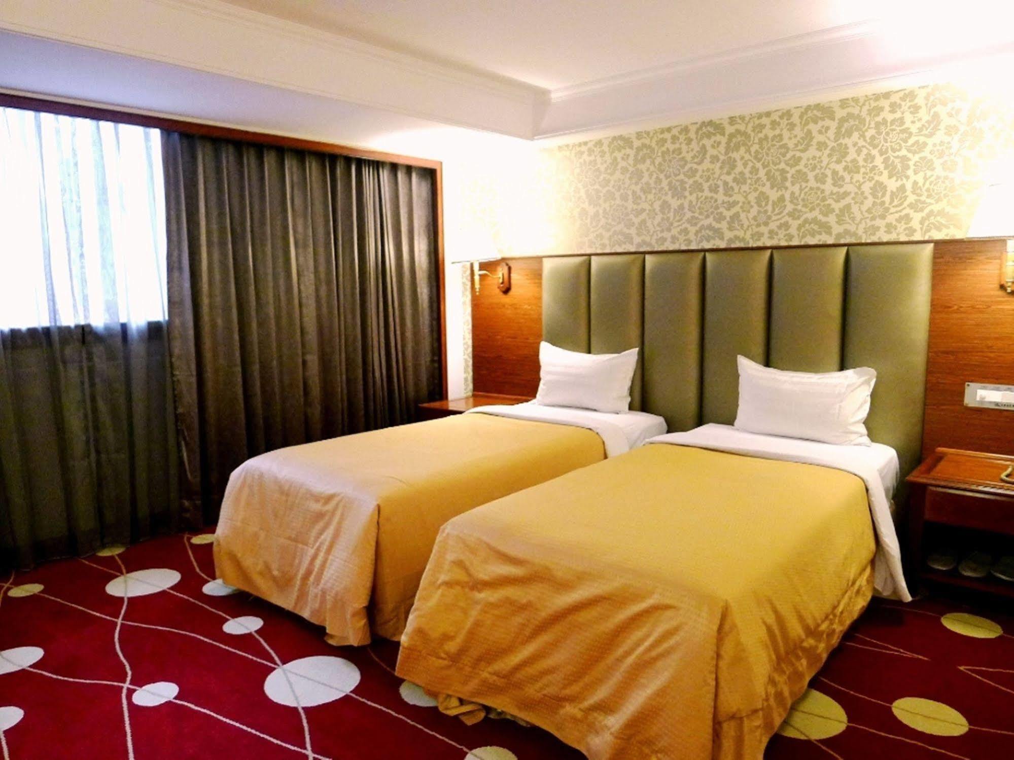 טאיפיי Chyuan Du Spring Resort מראה חיצוני תמונה